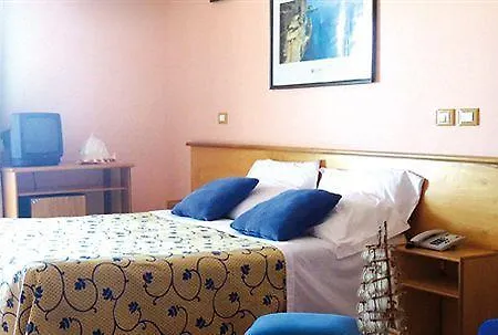 Gatto Bianco Casalabate فندق ليتشي