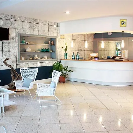 فندق Gatto Bianco Casalabate 3*