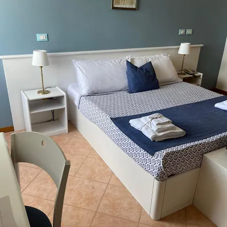 فندق Gatto Bianco Casalabate