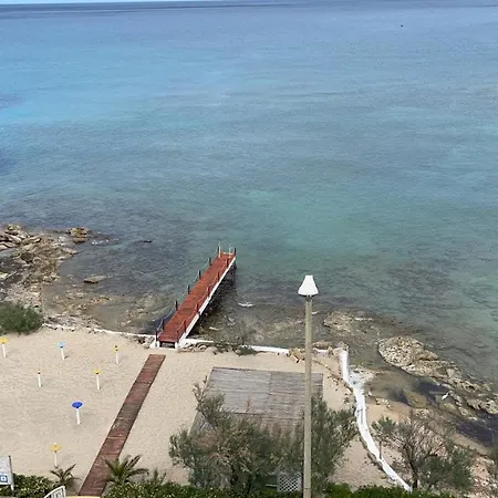 Gatto Bianco Casalabate فندق ليتشي