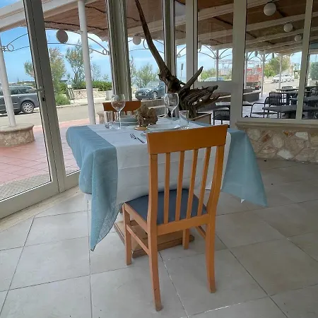 Gatto Bianco Casalabate 莱切