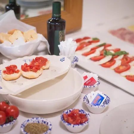 فندق Gatto Bianco Casalabate 3*