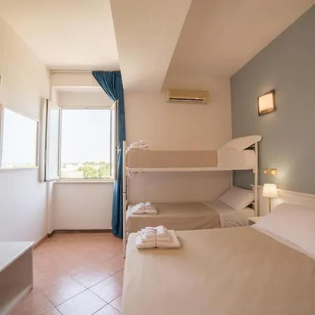 Gatto Bianco Casalabate 3* 莱切