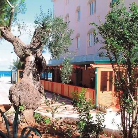 فندق Gatto Bianco Casalabate ليتشي