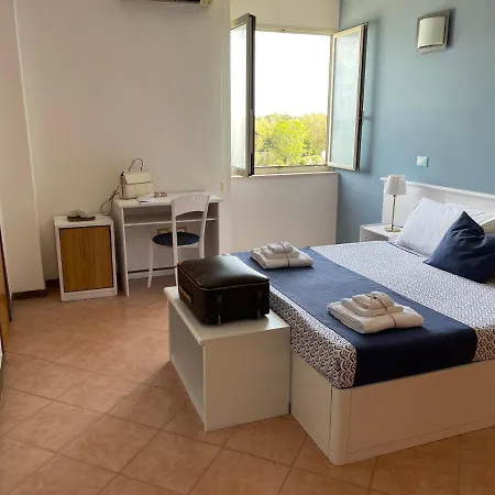 Gatto Bianco Casalabate