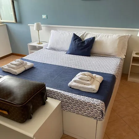 Gatto Bianco Casalabate