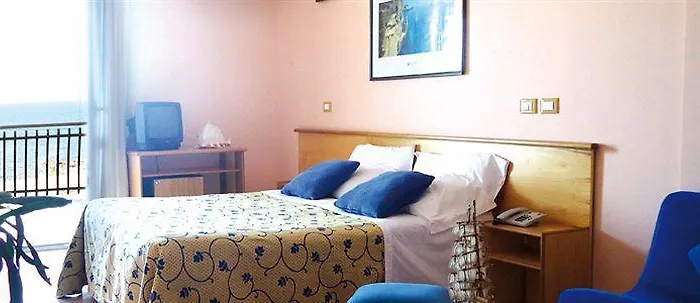 Gatto Bianco Casalabate Hotel Lecce