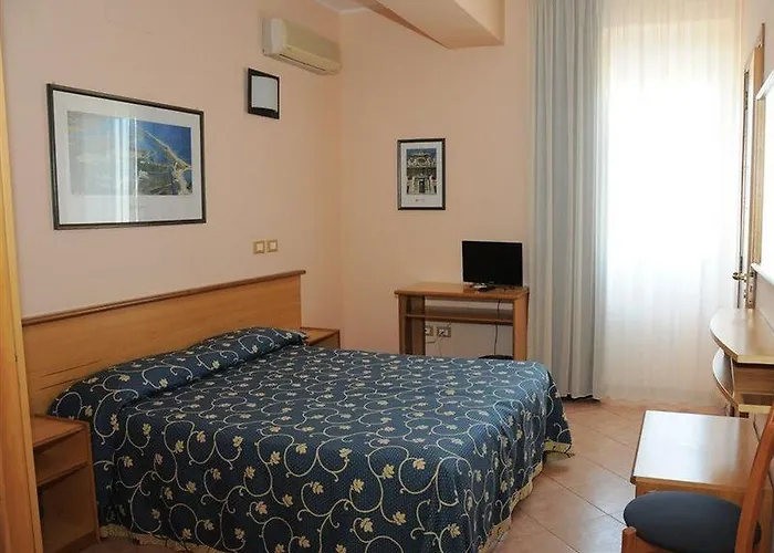 Gatto Bianco Casalabate Hotel 3*