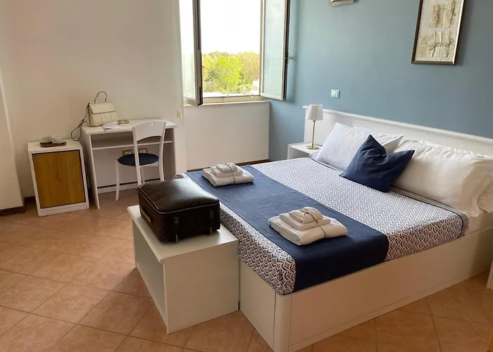 Gatto Bianco Casalabate 3* Lecce