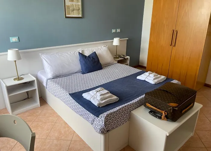 Gatto Bianco Casalabate 3*