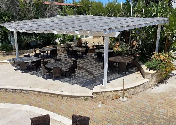 Gatto Bianco Casalabate Hotel 3*