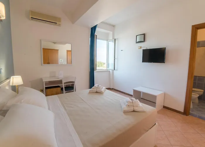 Gatto Bianco Casalabate 3*