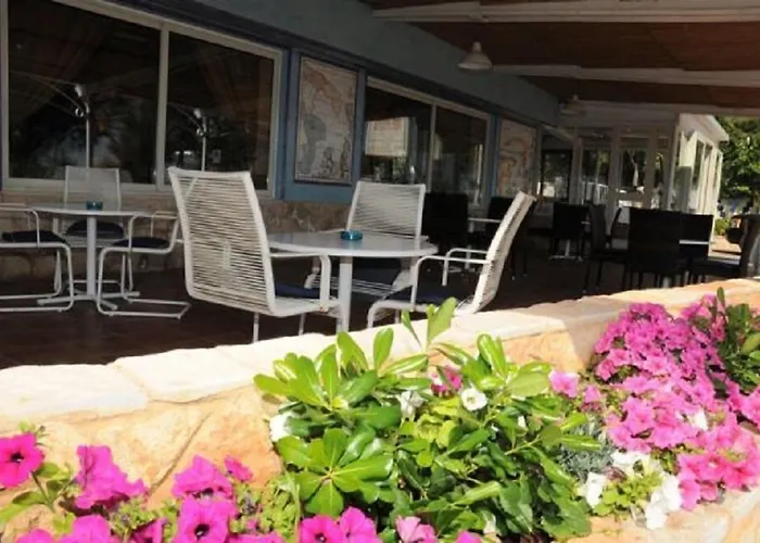 Gatto Bianco Casalabate 3* レッチェ