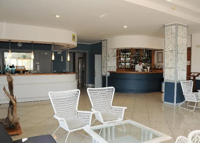 Hotel Gatto Bianco Casalabate 3*